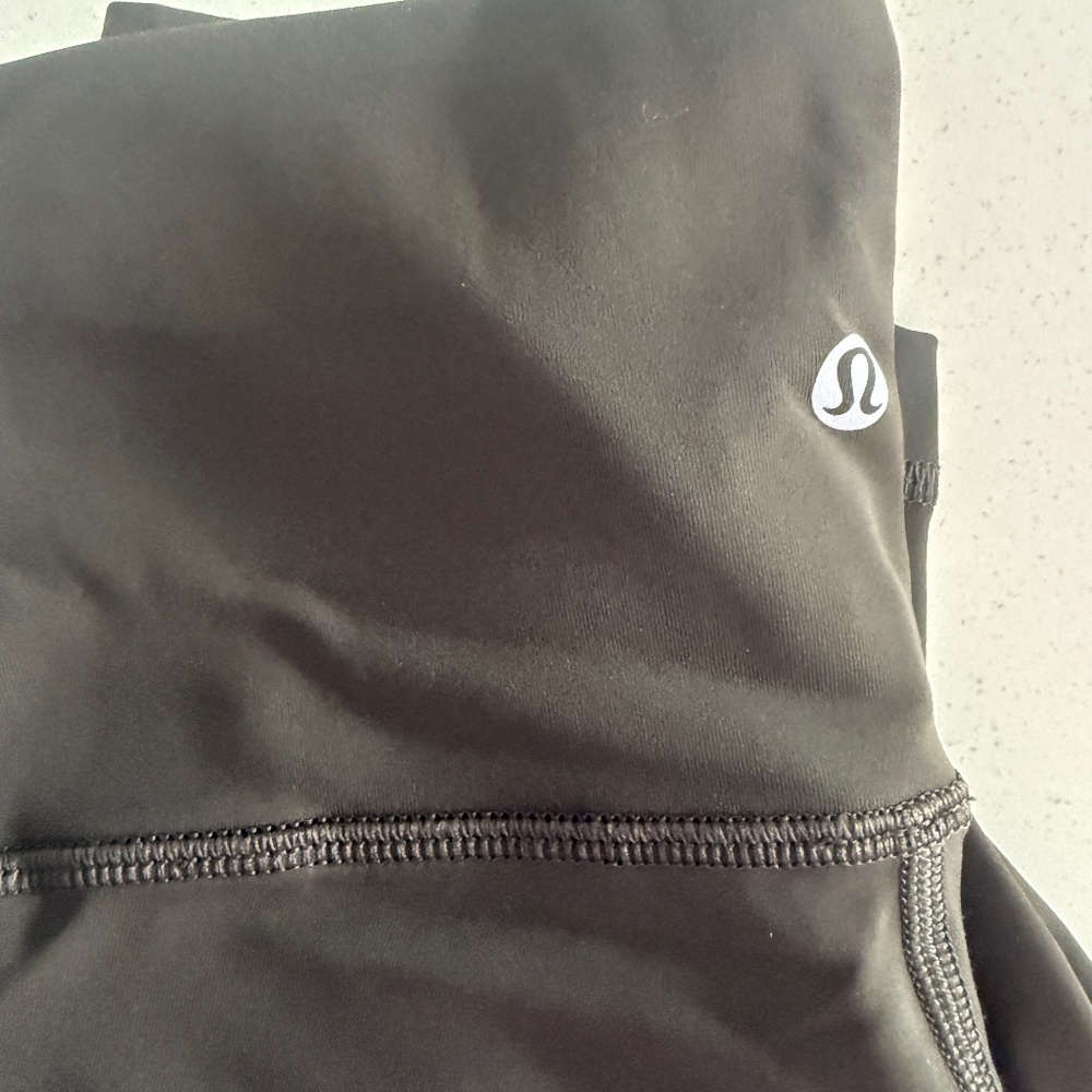 Lululemon 23” leggings